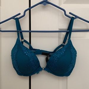 Victoria’s Secret Bombshell Bra